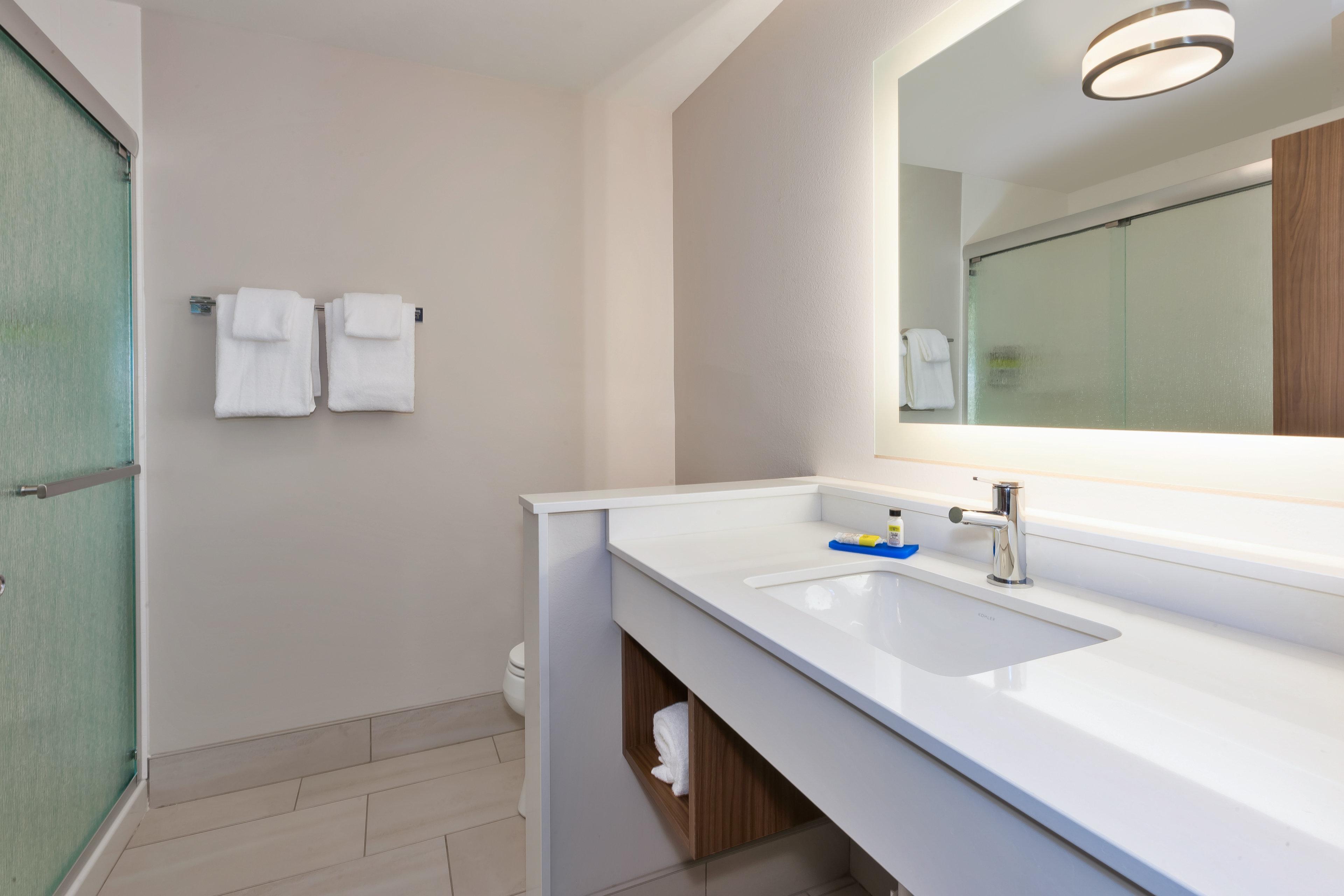 Hotel Express- West I-94, An Ihg 3*