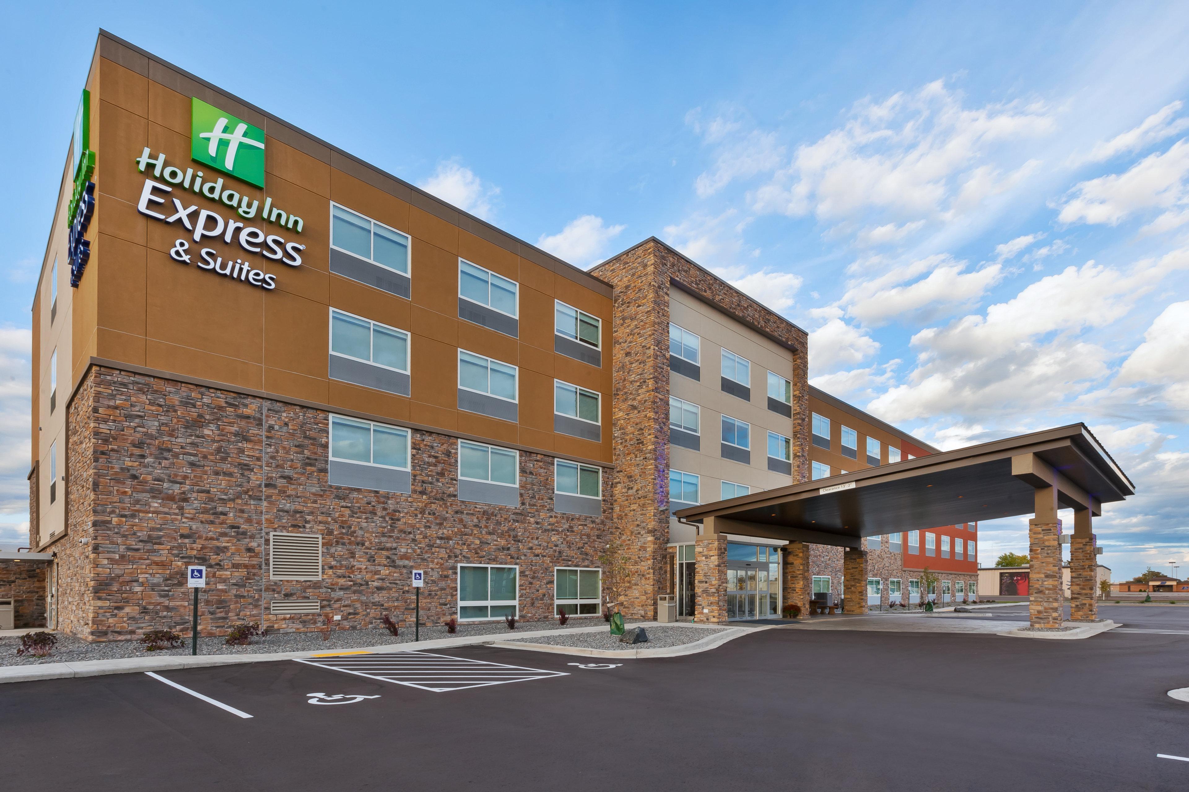 Hotel Express- West I-94, An Ihg 3*