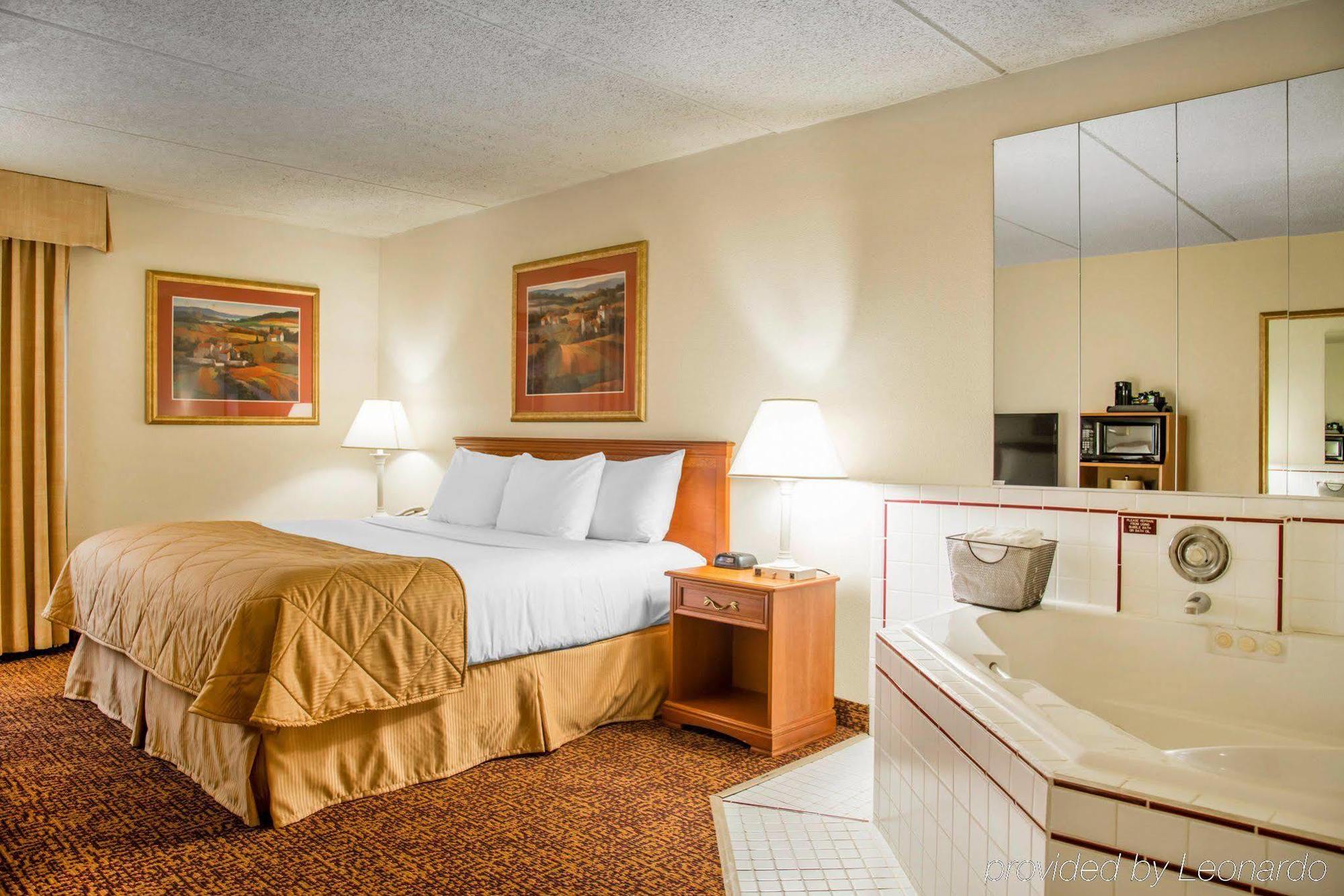 Hotel Express- West I-94, An Ihg Eau Claire