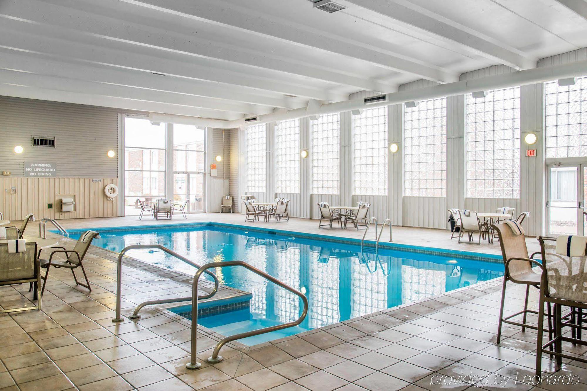 Express- West I-94, An Ihg 3* Eau Claire
